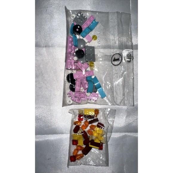 LEGO Minifigures, vehicle and pink pieces -assorted, fall color brown and yellow - Picture 1 of 2